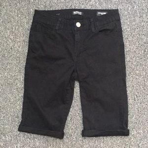 Buffalo Black Bermuda Shorts Size 4